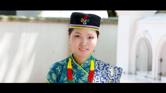 bonbola ngaden.00_00_09_15.Still015